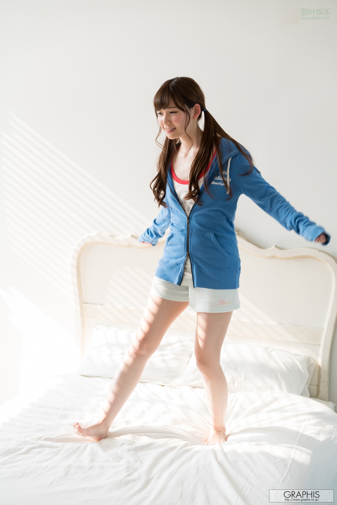 (2017 - 04 - 07) AKARI Tsumugi (明里つむぎ)