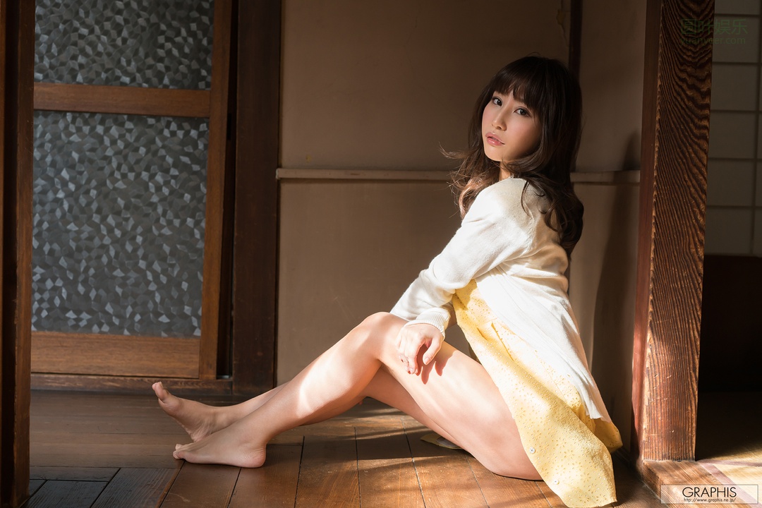 (2017 - 02 - 03) AYAMI Shunka (あやみ旬果) - Sunbeams leaves