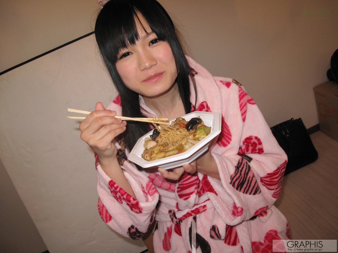 (2011 - 04 - 29) EIKURA Ai (荣仓あい)