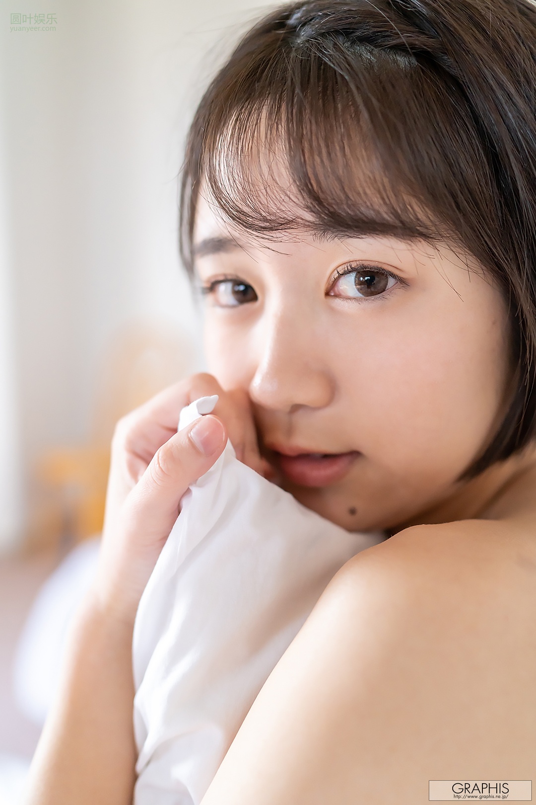 (2019 - 04 - 05) FUJIE Shiho (藤江史帆) - Pele clara