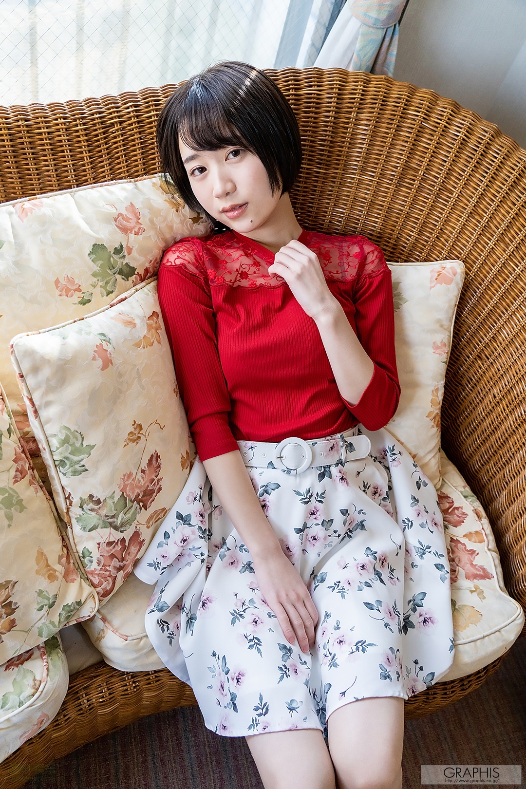 (2019 - 04 - 05) FUJIE Shiho (藤江史帆) - Pele clara