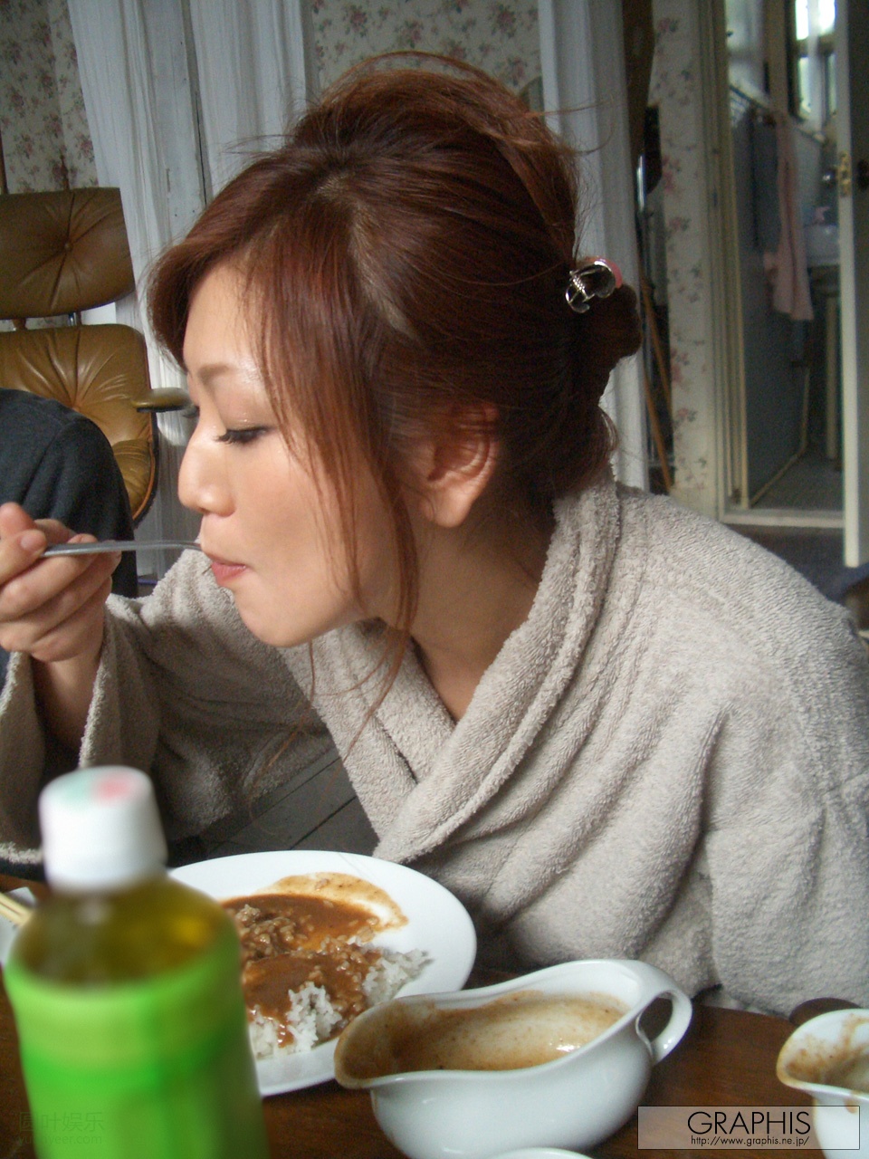 (2008 - 01 - 09) HARUKAZE Emi (春风えみ) - escalation