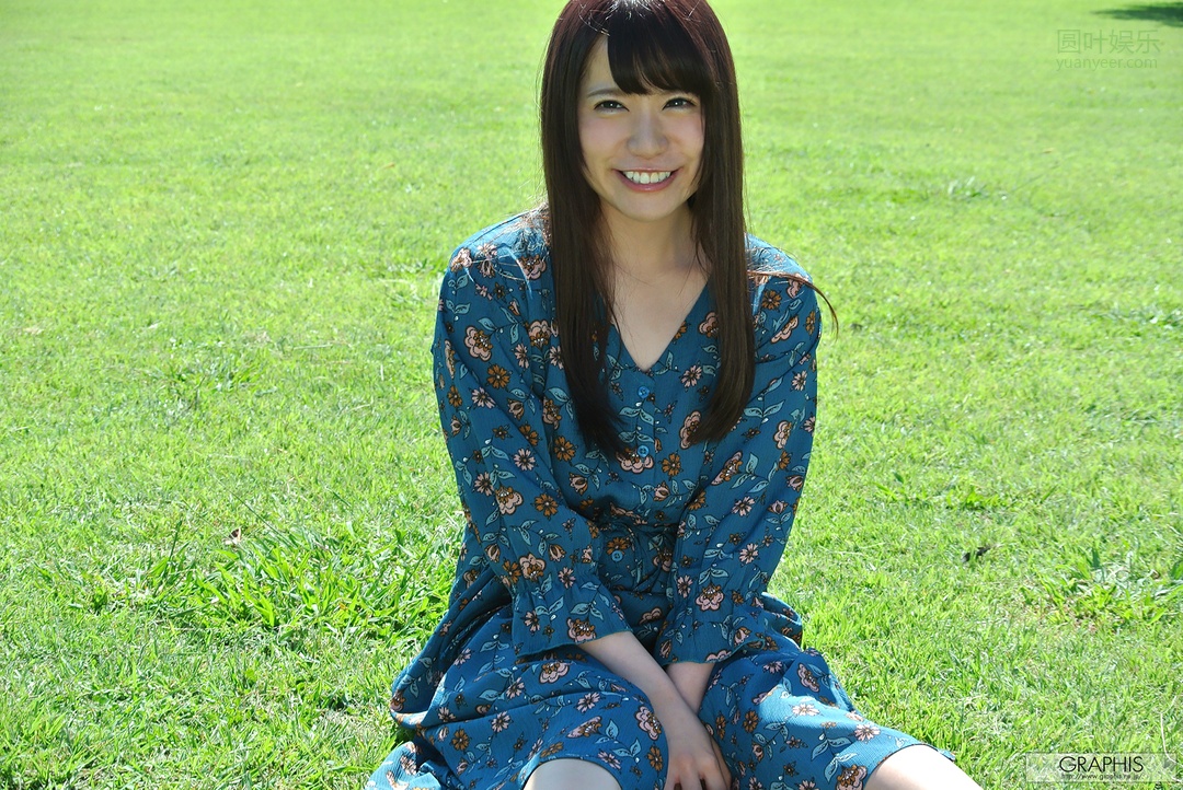 (2017 - 11 - 10) HATSUMI Rin (初美りん) - Look at me!