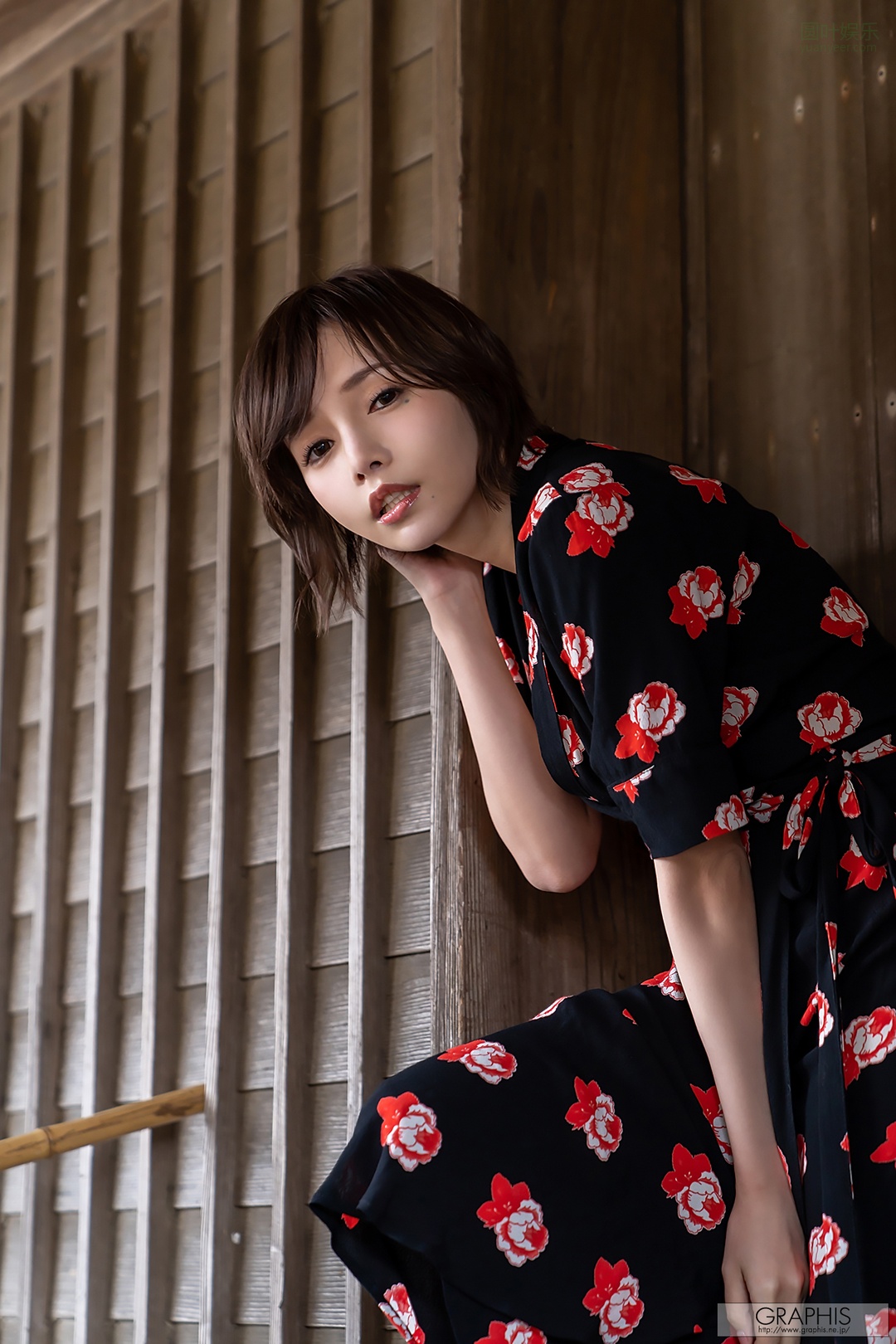 (2020 - 04 - 24) HIROSE Riona (広瀬りおな) - Traverse de craie