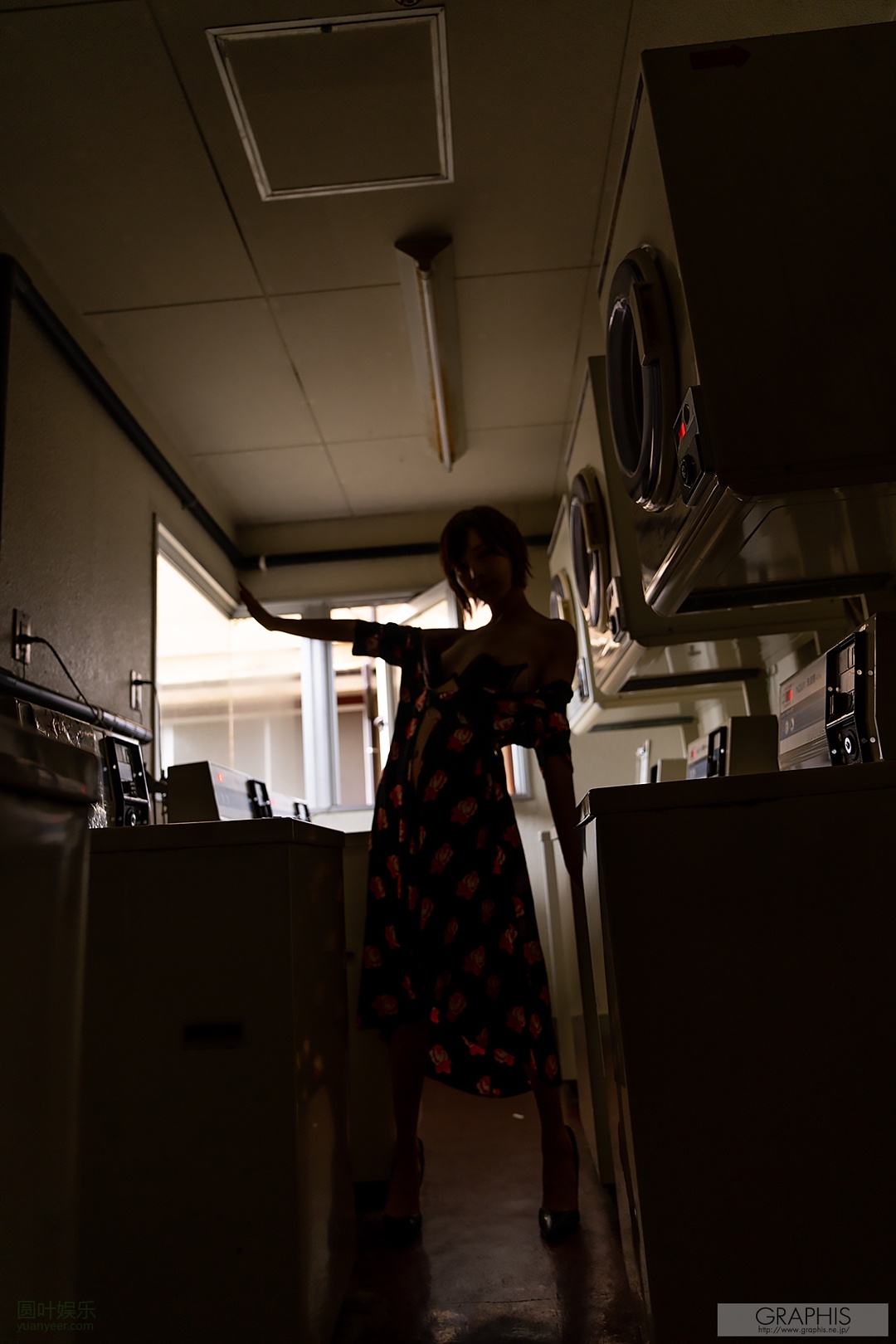 (2020 - 04 - 24) HIROSE Riona (広瀬りおな) - Traverse de craie