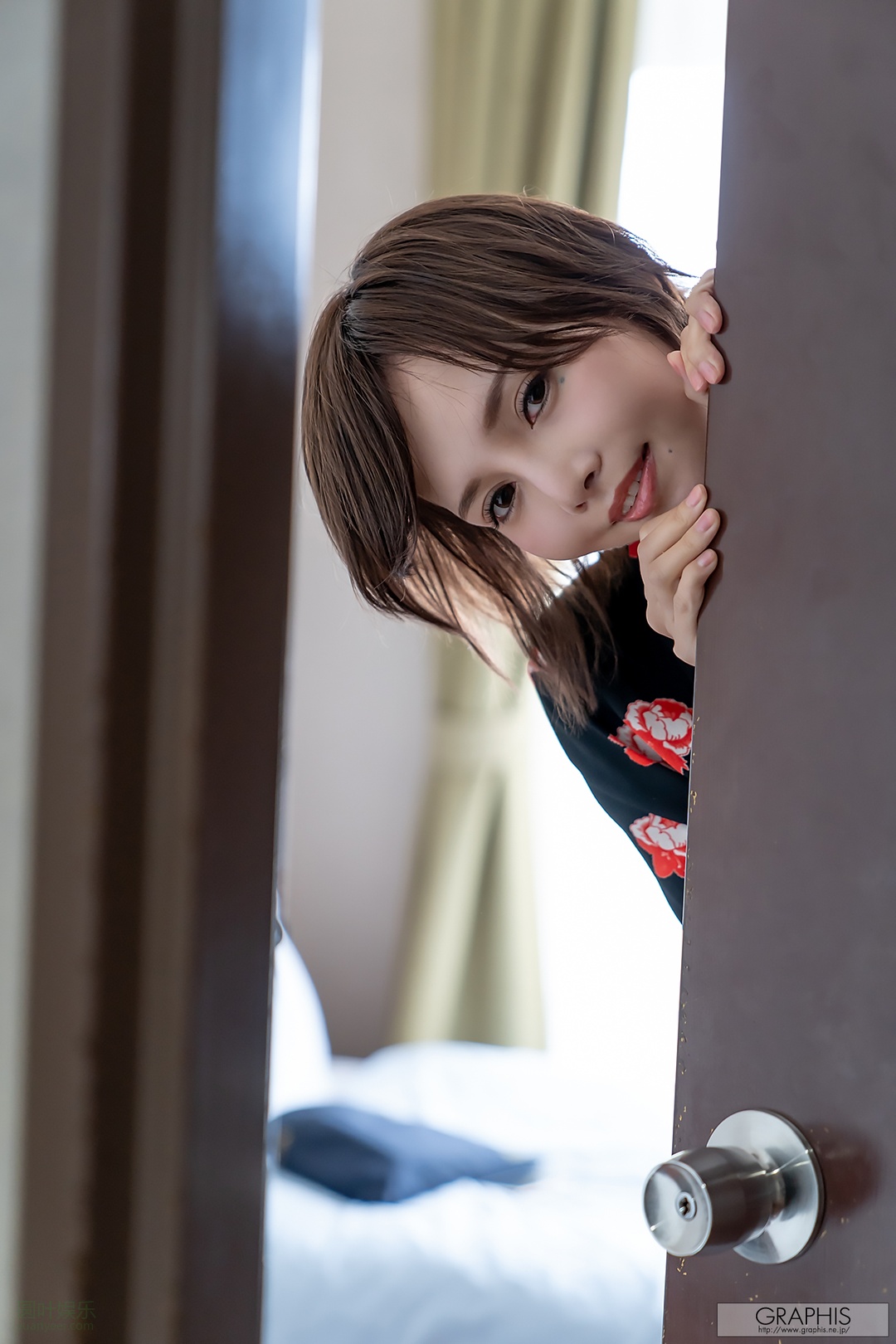 (2020 - 04 - 24) HIROSE Riona (広瀬りおな) - Traverse de craie