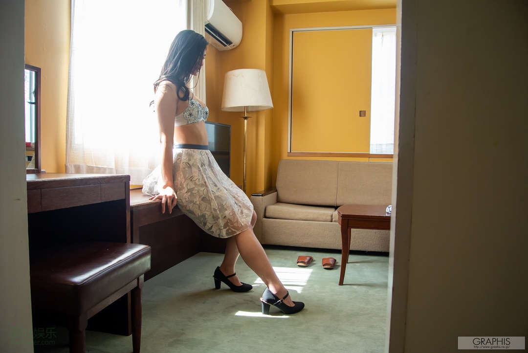 (2019 - 04 - 26) HONJO Suzu (本庄铃) - Golden Week Special 2019 - Deus Biei