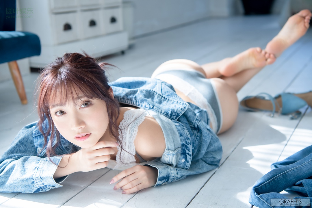 (2020 - 12 - 01) KAMI Anna (加美杏奈) Calendar