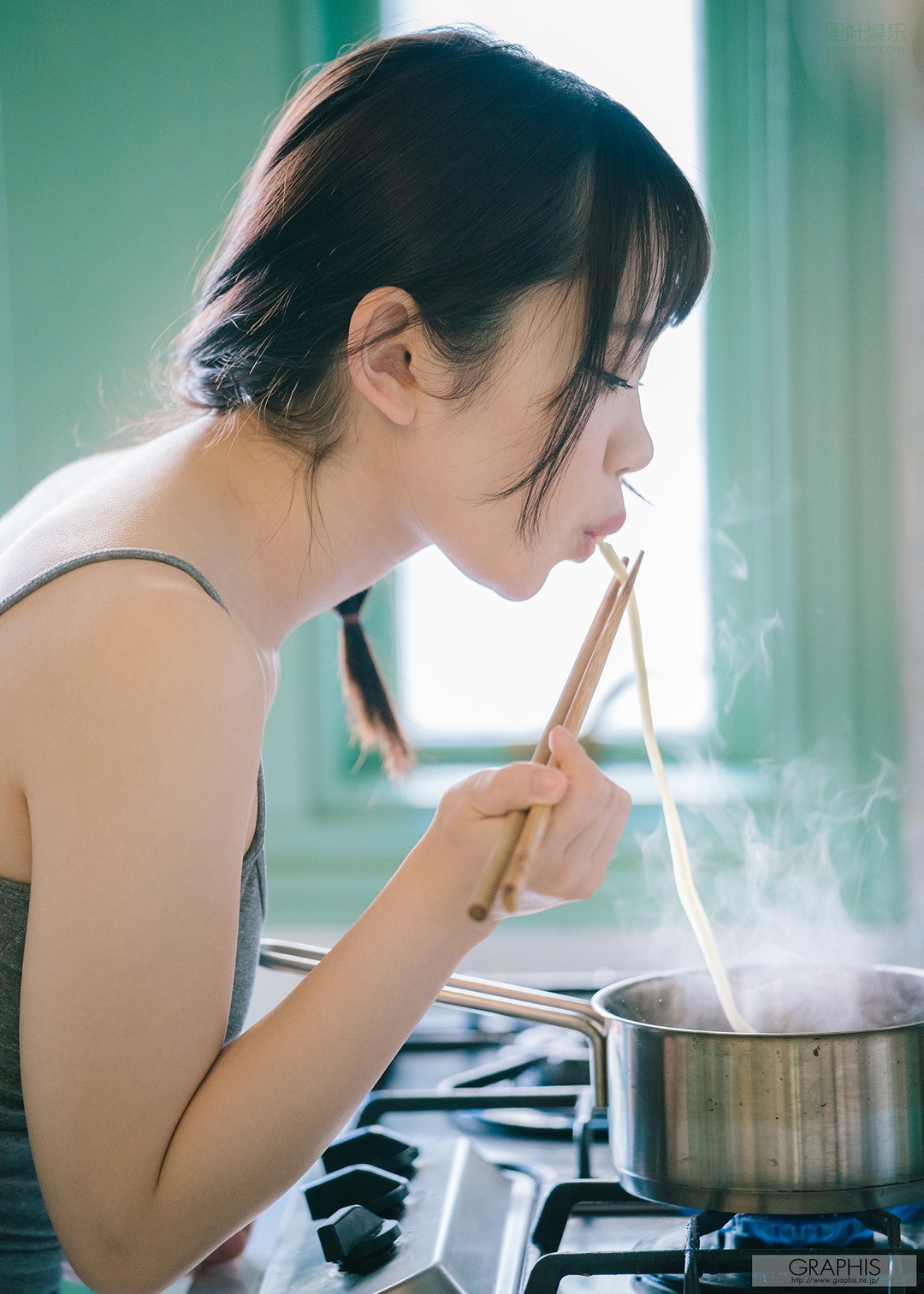 (2018 - 08 - 10) KANO Yura (架乃ゆら) - Bon Special 2018 - YU•RA•RA