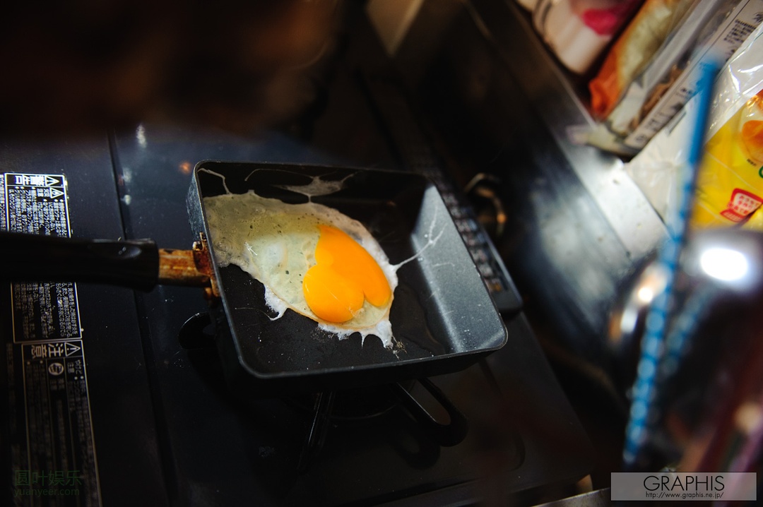 (2011 - 10 - 14) KATAGIRI Eririka (片桐えりりか) - Autumn Special 2011 - eririka's day