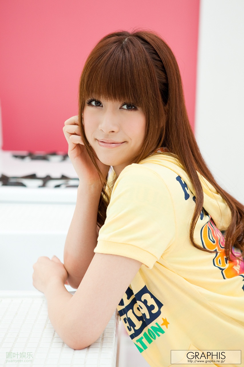 (2010 - 11 - 26) MAKI Azusa (真木あずさ)