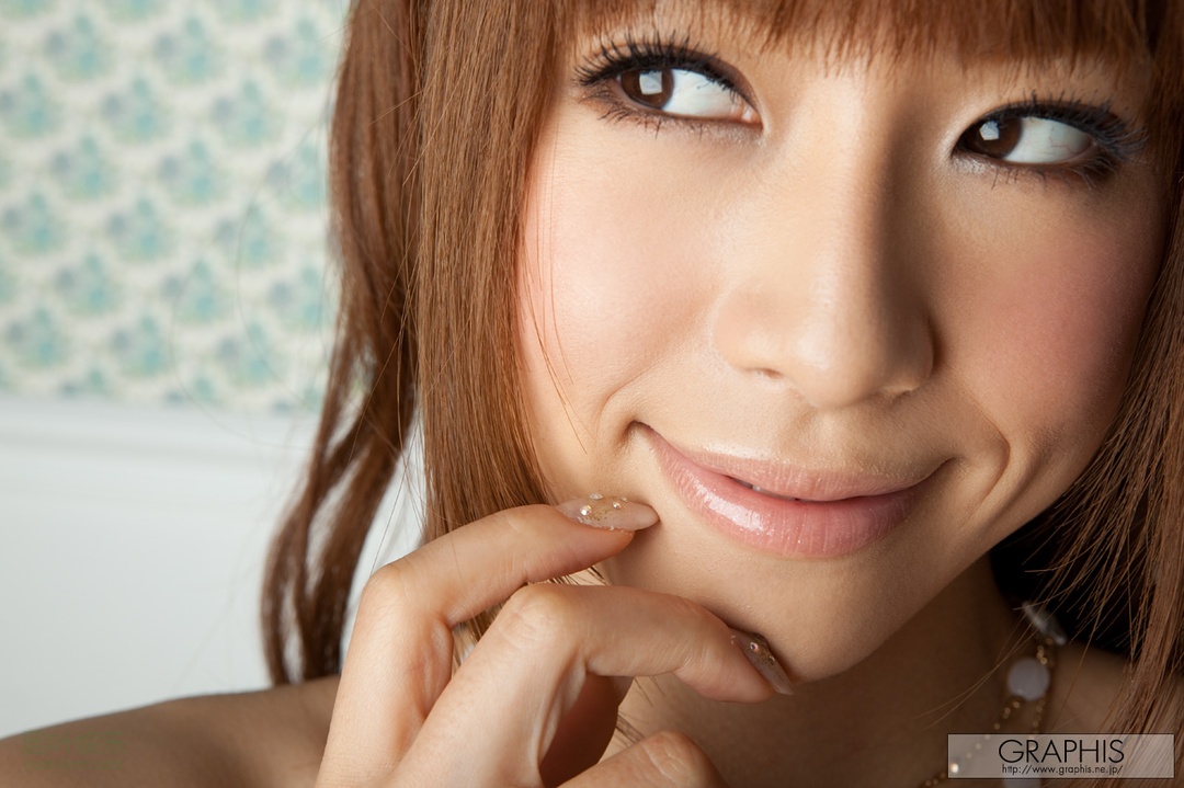 (2010 - 11 - 26) MAKI Azusa (真木あずさ)