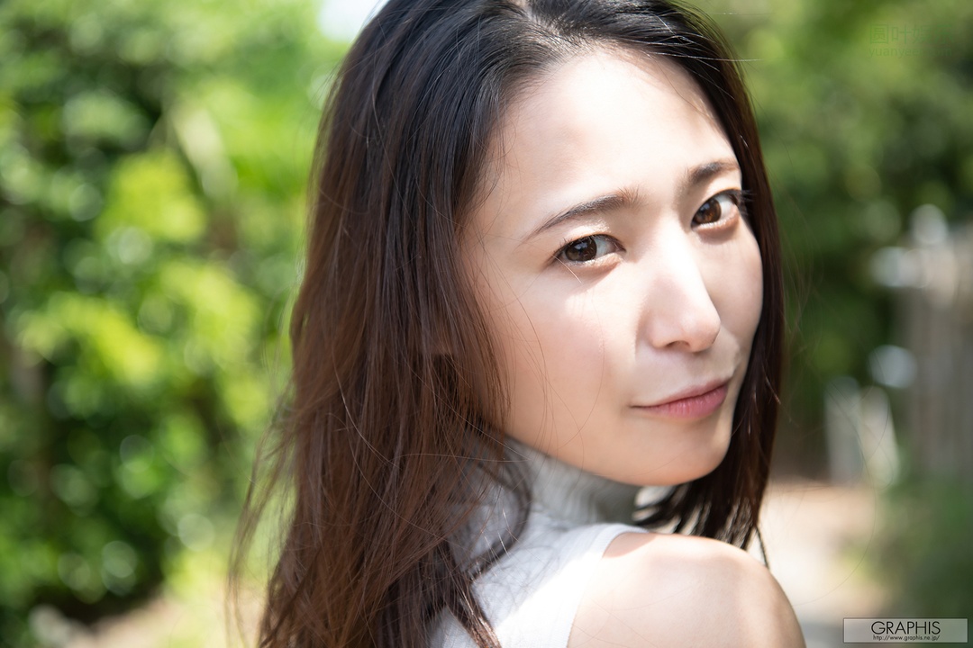 (2020 - 07 - 03) MATSUOKA Suzu (松冈すず) - Raw Expression