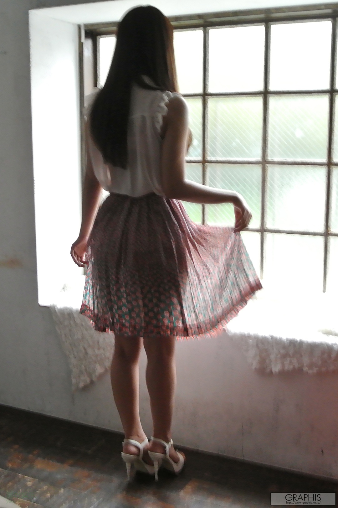 (2020 - 01 - 10) MIKAMI Yua (三上悠亜) - Sweet Smile