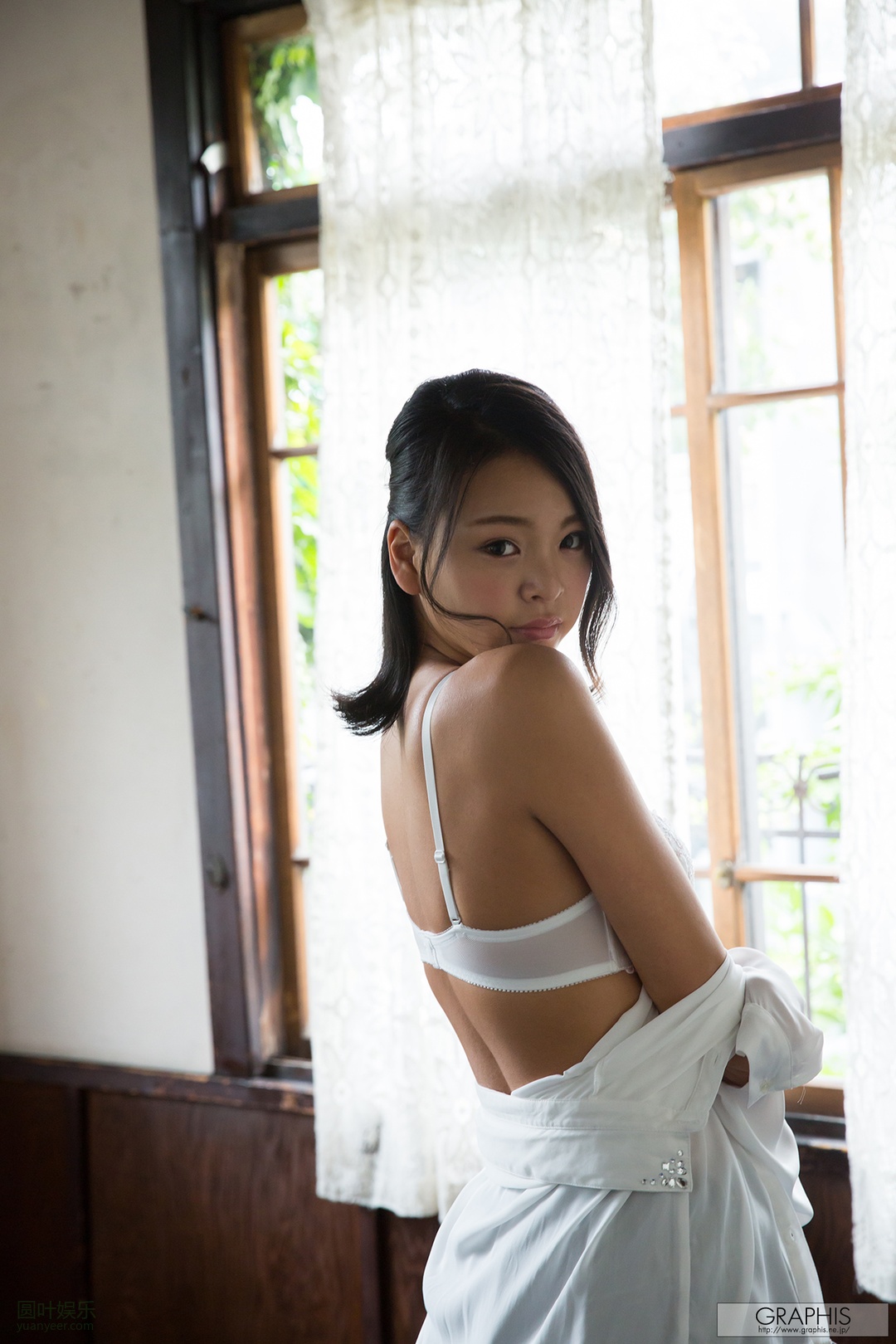 (2015 - 11 - 13) MINAMI Manaka (南真菜果)