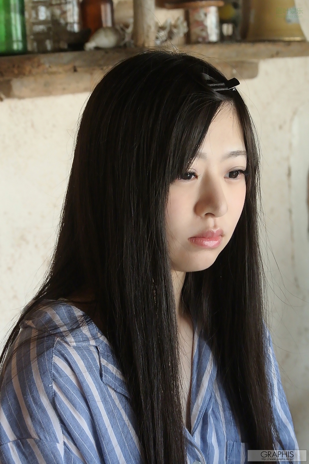 (2017 - 12 - 15) MOMOJIRI Kanon (桃尻かのん)封面图片