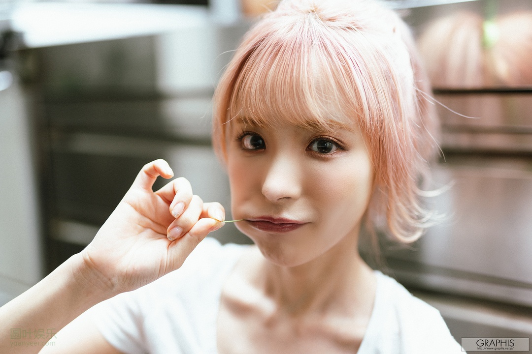 (2022 - 12 - 01) MOMONOGI Kana (桃乃木かな) Calendar