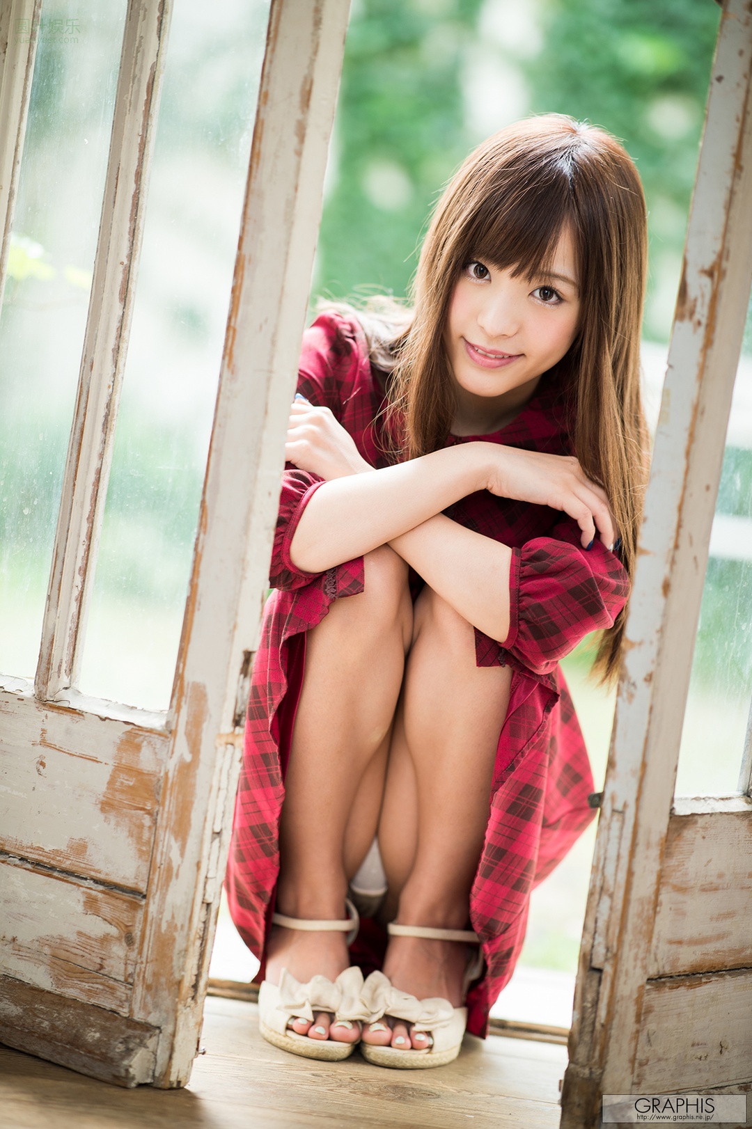 (2016 - 11 - 25) MOMONOGI Kana (桃乃木 かな) - Dazzling fruit