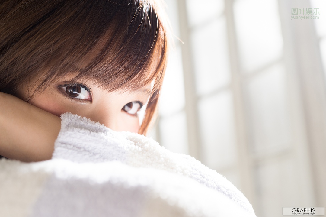 (2016 - 11 - 25) MOMONOGI Kana (桃乃木 かな) - Dazzling fruit