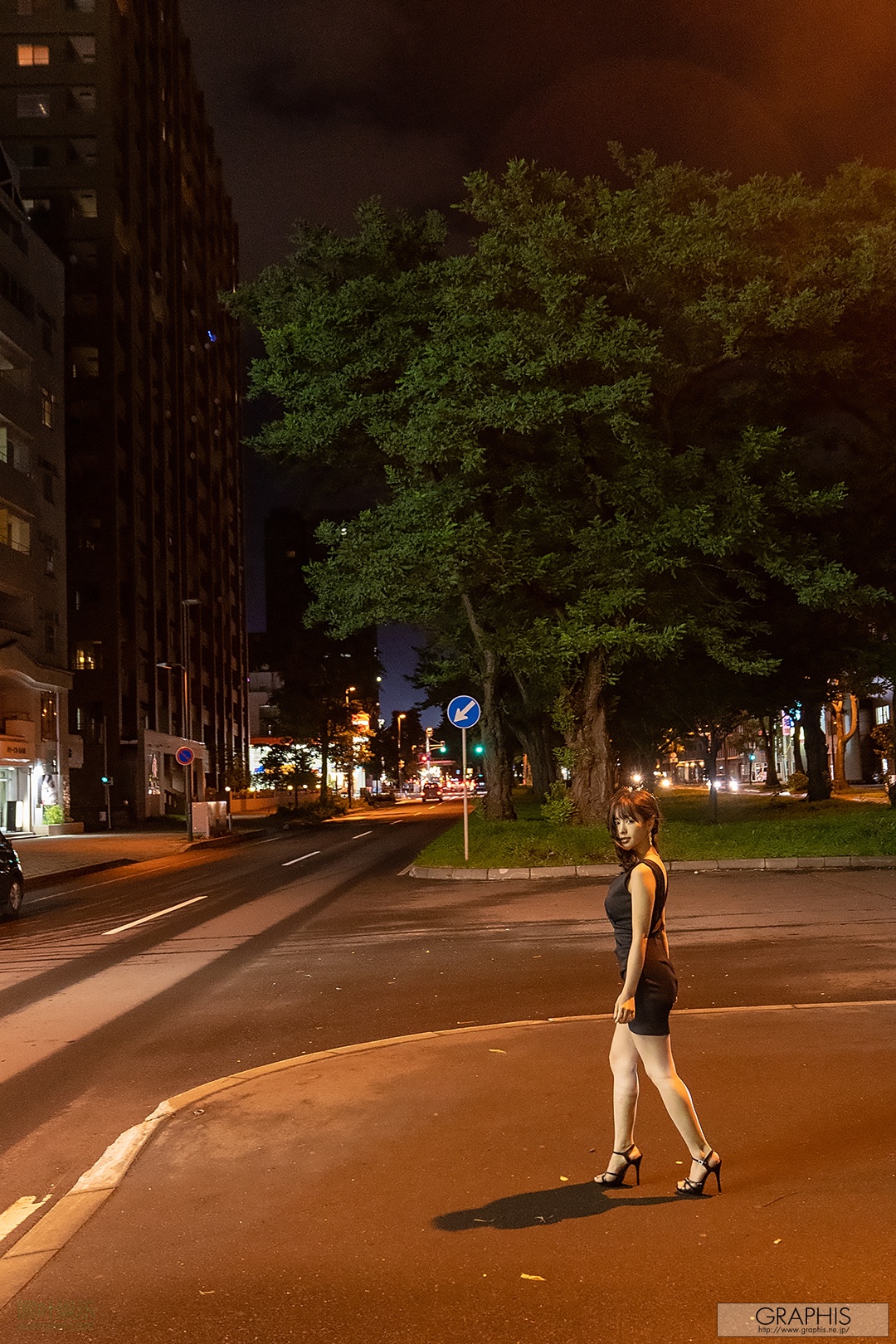 (2019 - 08 - 09) MOMONOGI Kana (桃乃木かな) - Summer Special 2019 - Small devil