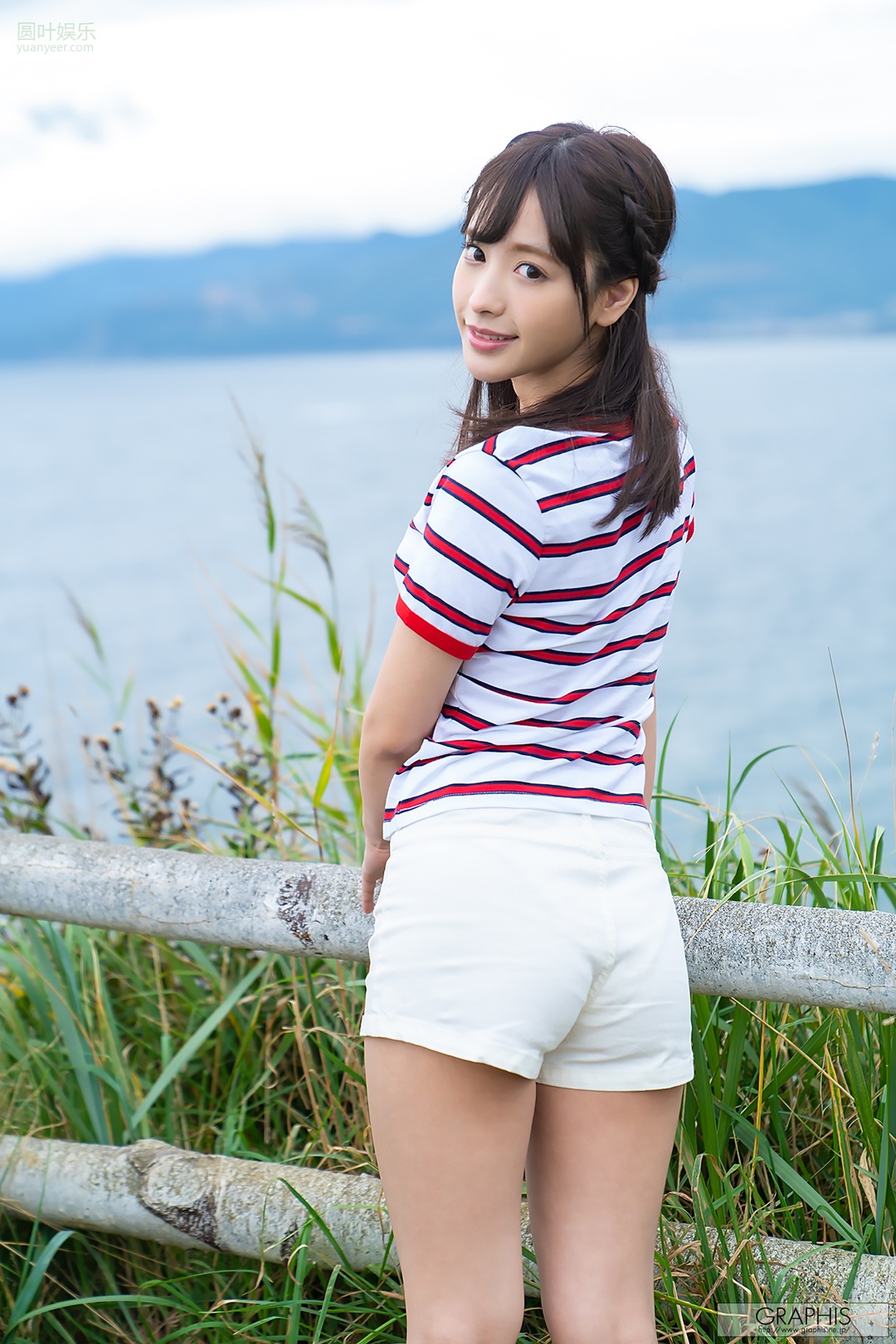 (2018 - 12 - 28) MOMONOGI Kana (桃乃木かな) - Winter Special 2018 - Sign