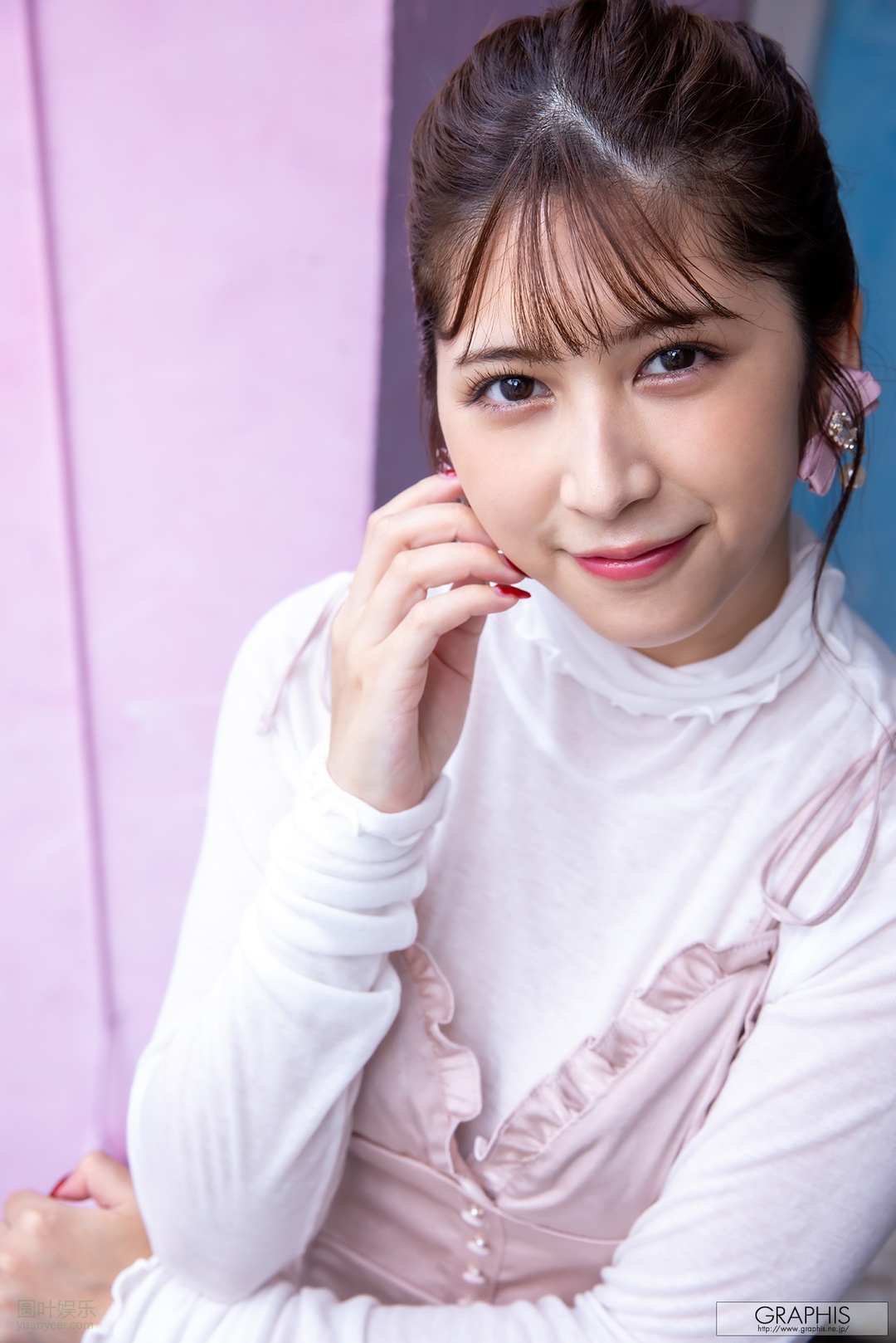 (2020 - 12 - 04) NANATSUMORI Riri (七ツ森りり) - éclat