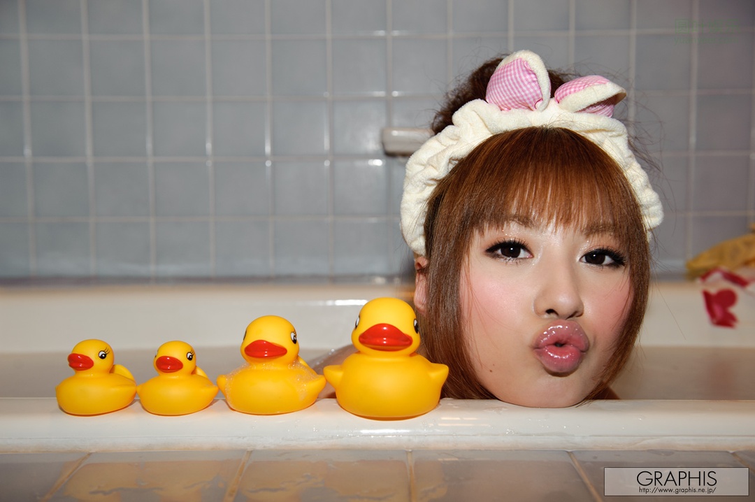 (2012 - 04 - 27) NARUSE Kokomi (成瀬心美) - Golden Week Special 2012 - PrettyDoll