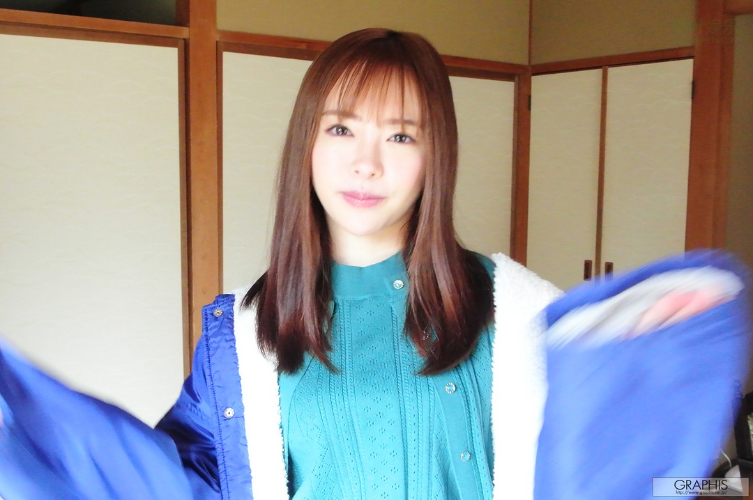 (2020 - 05 - 01) OGURA Yuna (小仓由菜) - Golden Week Special 2020 - YUNA STYLE