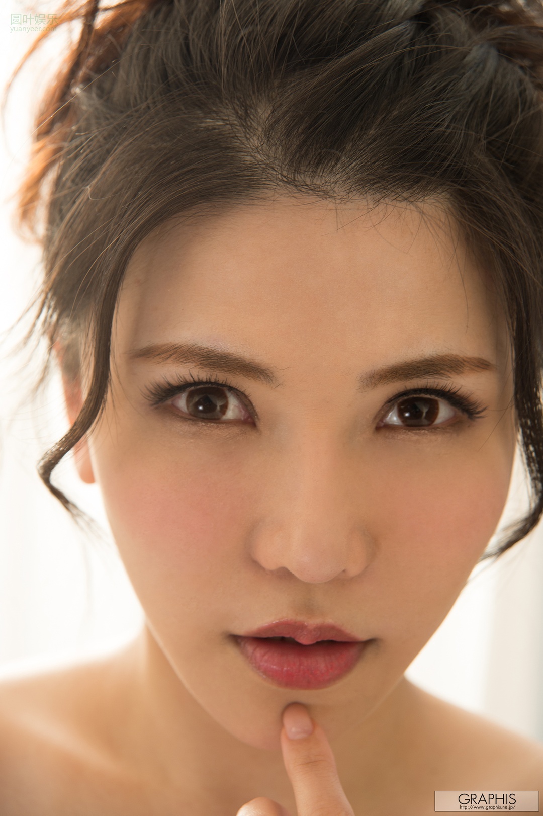 (2016 - 03 - 04) OKITA Anri (冲田杏梨) - Console