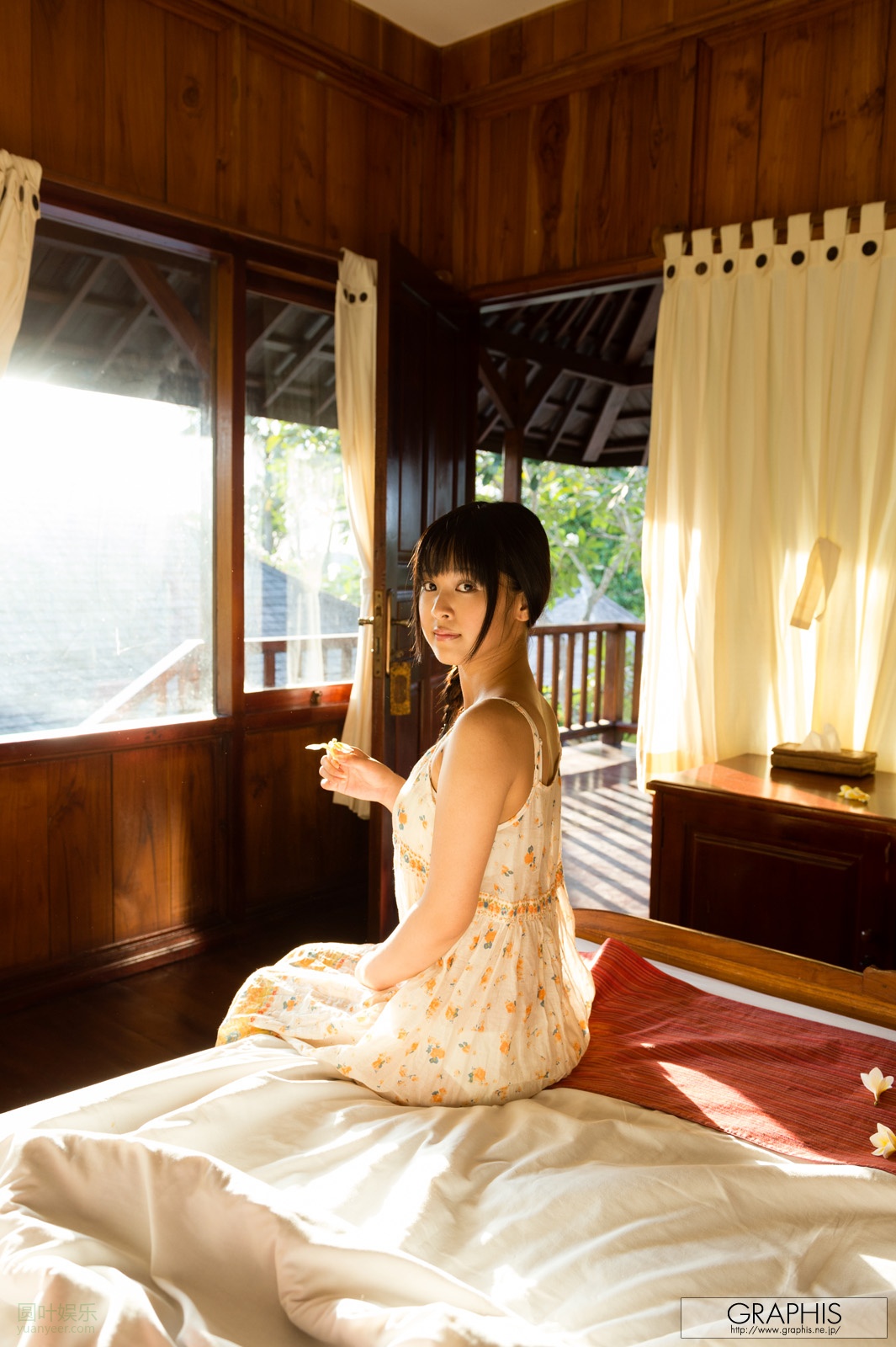 (2013 - 10 - 25) SATOU Mayu (纱藤まゆ)