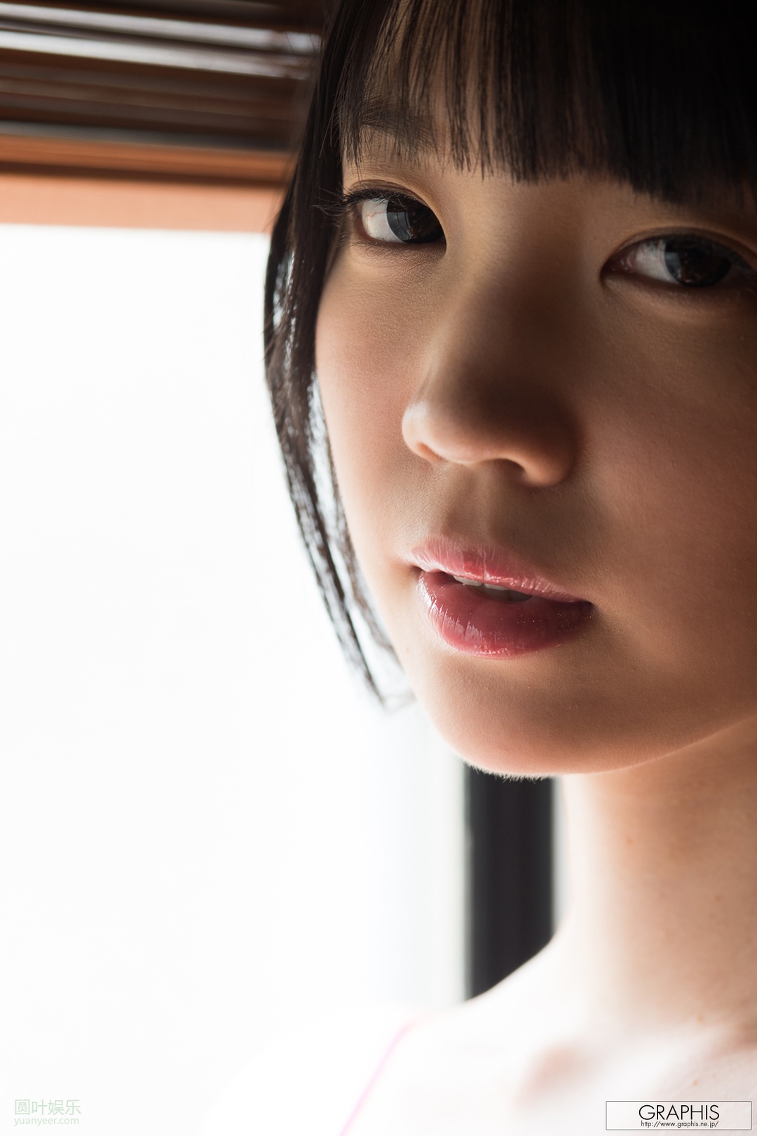 (2016 - 05 - 20) SUZUKI Koharu (铃木心春) - Angelic girl