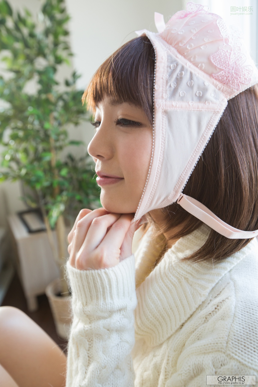 (2016 - 01 - 08) SUZUMURA Airi (铃村あいり) - New Year Special 2016 - Petite Amie