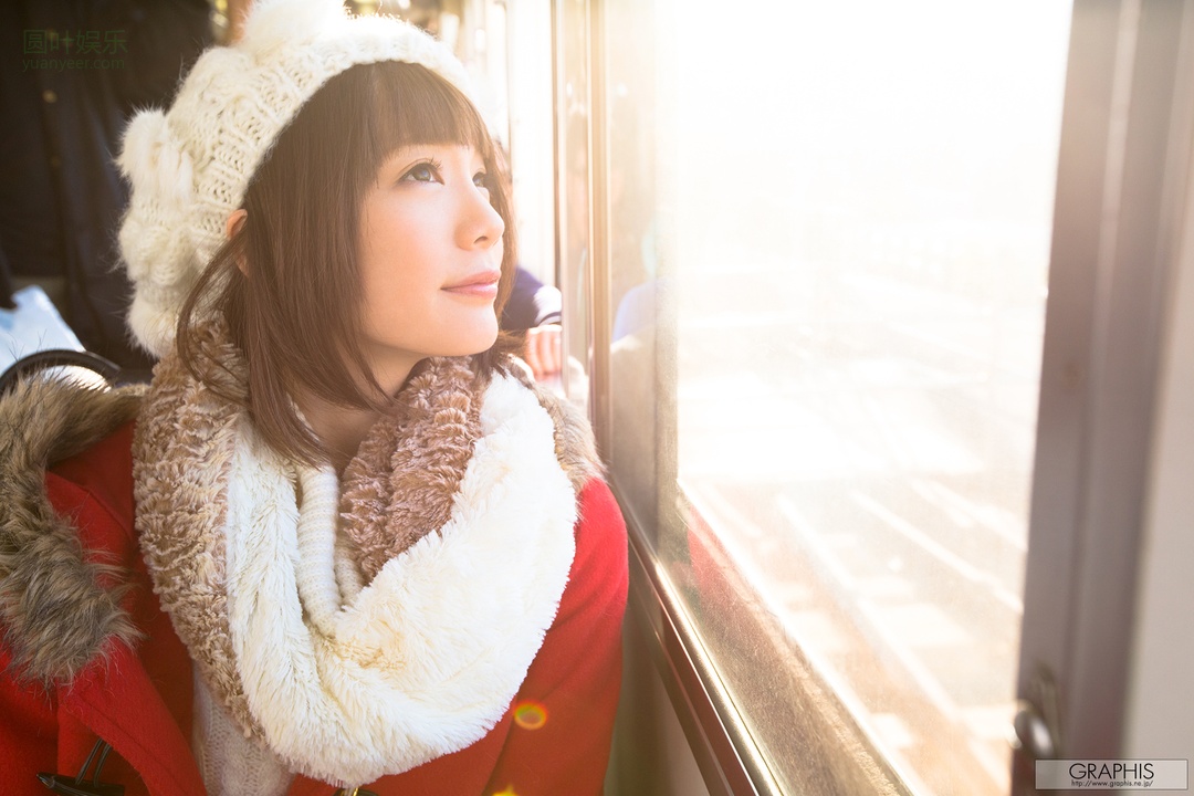 (2016 - 01 - 08) SUZUMURA Airi (铃村あいり) - New Year Special 2016 - Petite Amie