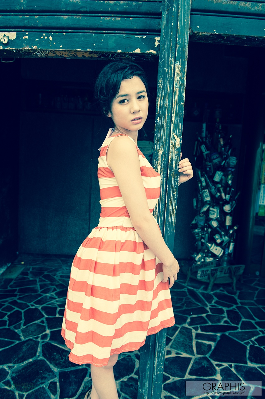 (2014 - 11 - 01) YOSHIKAWA Aimi (吉川あいみ) Calendar封面图片