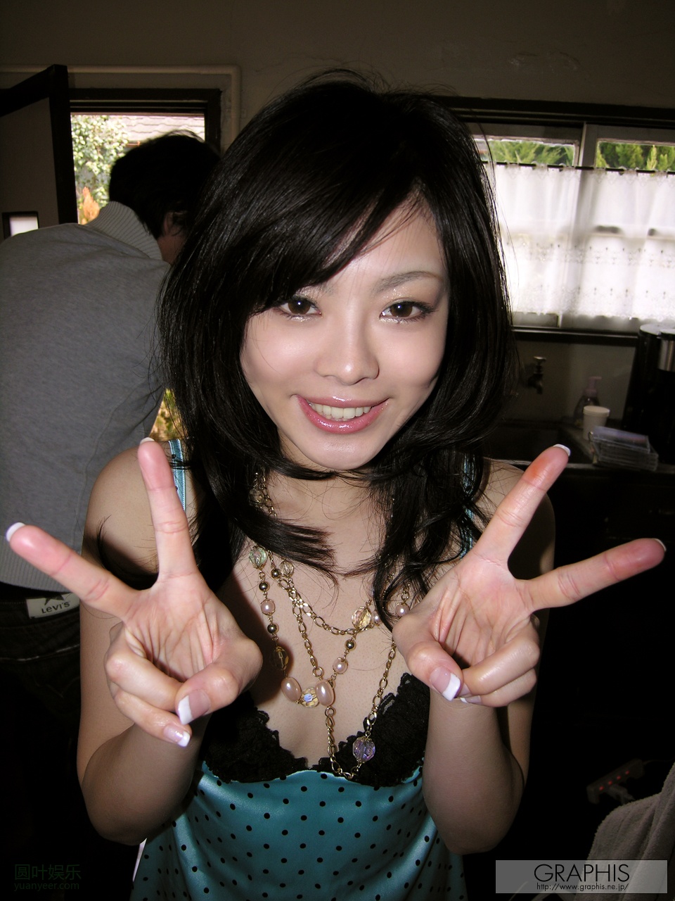 (2008 - 04 - 08) YUKI China (有希ちな) - SEXY BASH