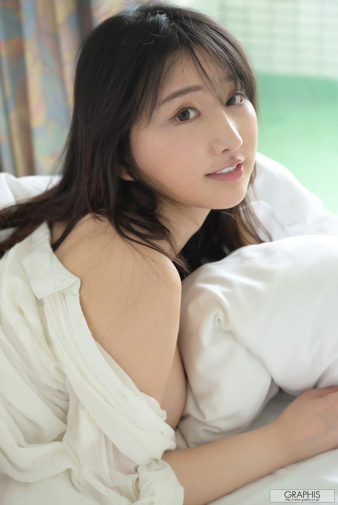 (2023 - 01 - 04) YUZURIHA Karen (楪カレン) - unveil