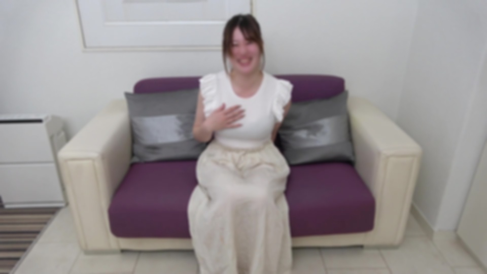 FC2-PPV 【初撮り】色白で丰满な美体。