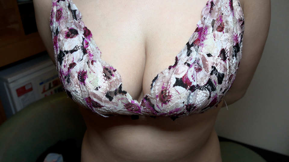 FC2-PPV ♀151 可爱的顔してH罩杯