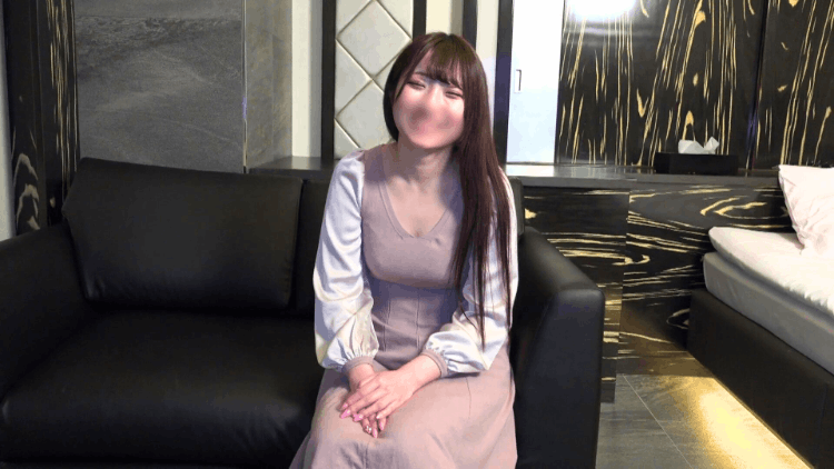 FC2-PPV 笑颜がキュートな美クビレ苗条JD。