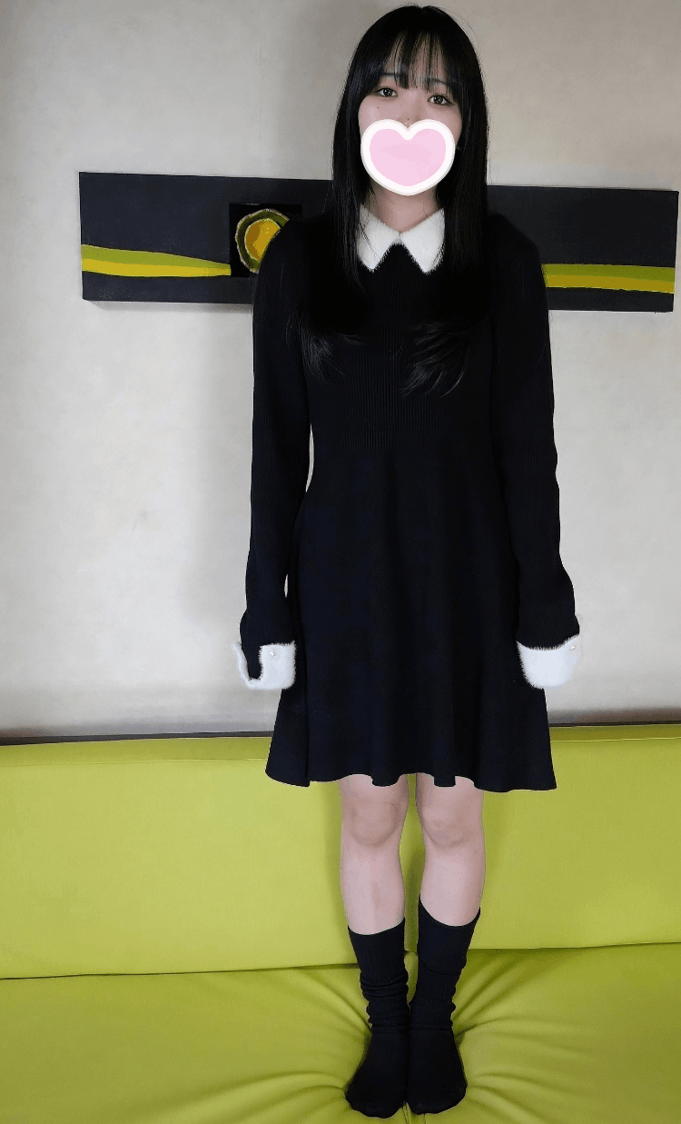 FC2-PPV 【初撮り♡】 0389_001 らら酱18岁 145cm 35kg