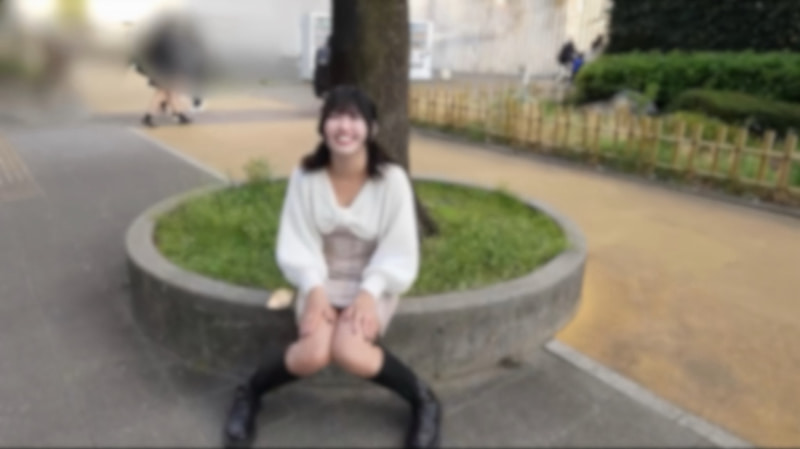 FC2-PPV 【初撮り】像阳光下的温暖一样的19岁