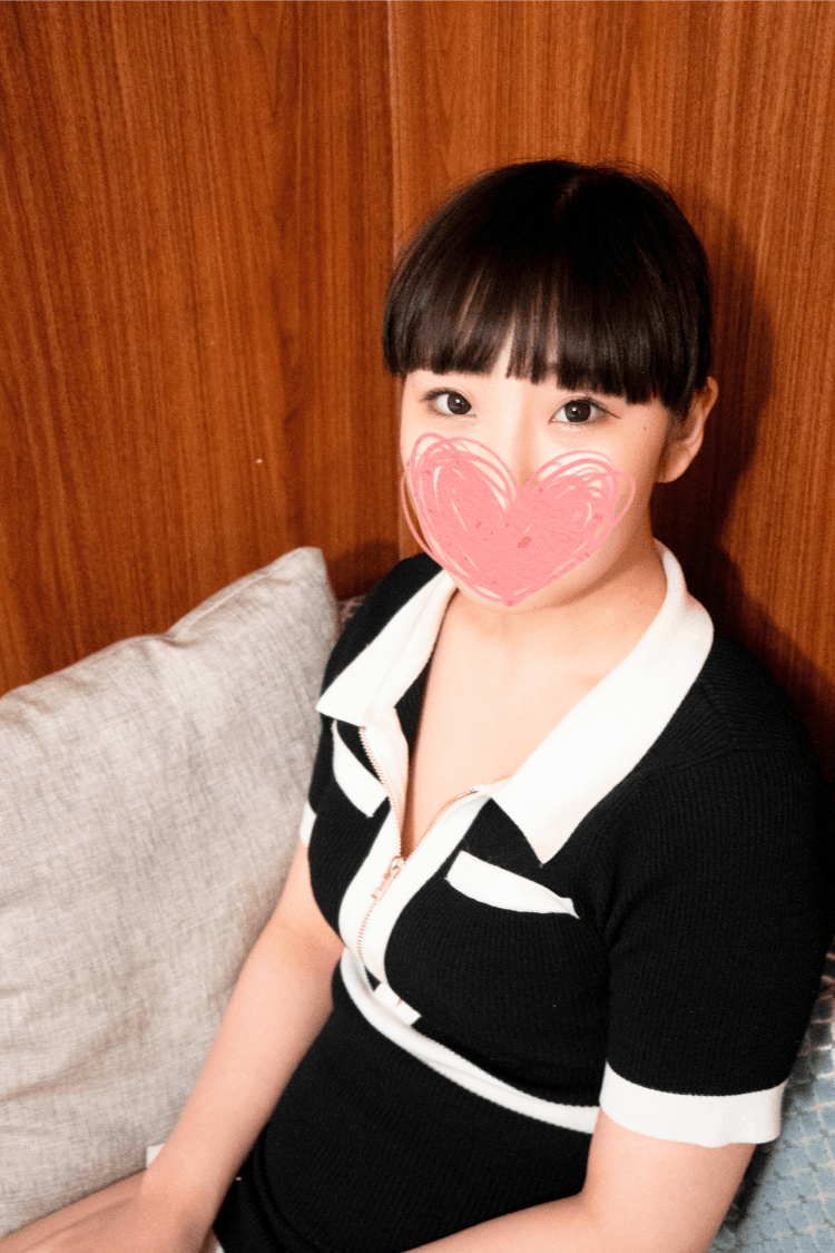 FC2-PPV 健気な黒髪苗条19岁。