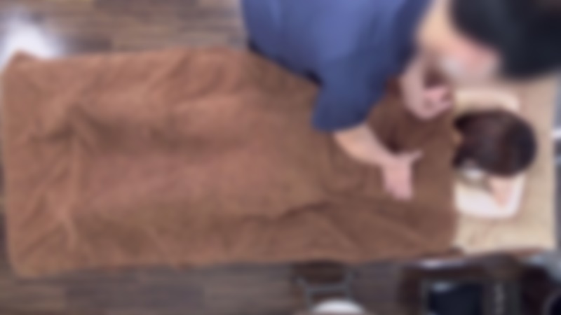 FC2-PPV 小柄できめの细かいお肌のOL