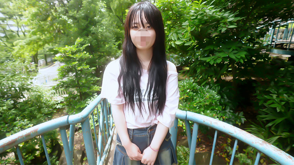 FC2-PPV 惊异的可爱こ！完全顔出し！