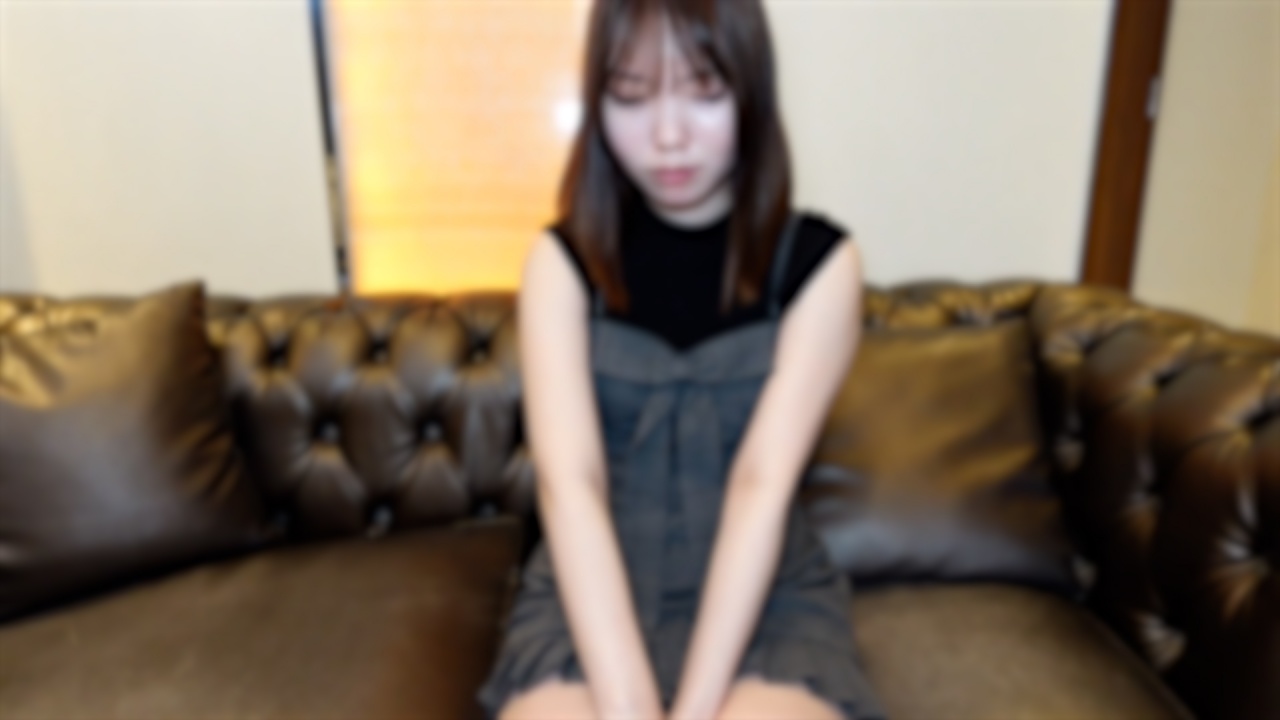 FC2-PPV 【暴露脸】在上野的女郎酒吧工作的川岛小姐