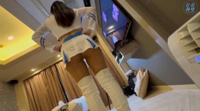 FC2-PPV 2.みいな 22岁。丝袜破り。RQ过膝袜ブーツ。色白黒髪。。