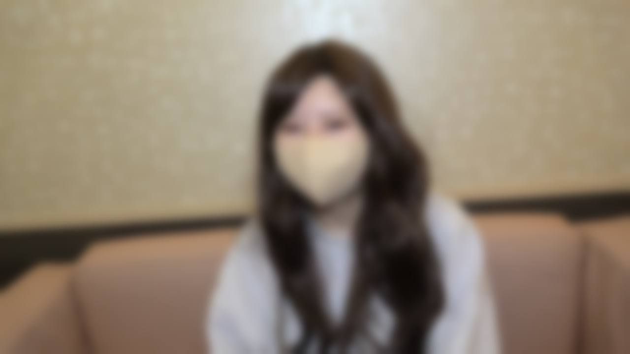 FC2-PPV 【个人撮影/素人】2〇岁み〇酱。関西なまりな元気美女