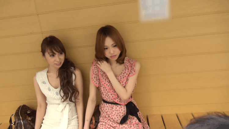 FC2-PPV 夫人、旅先大解放！