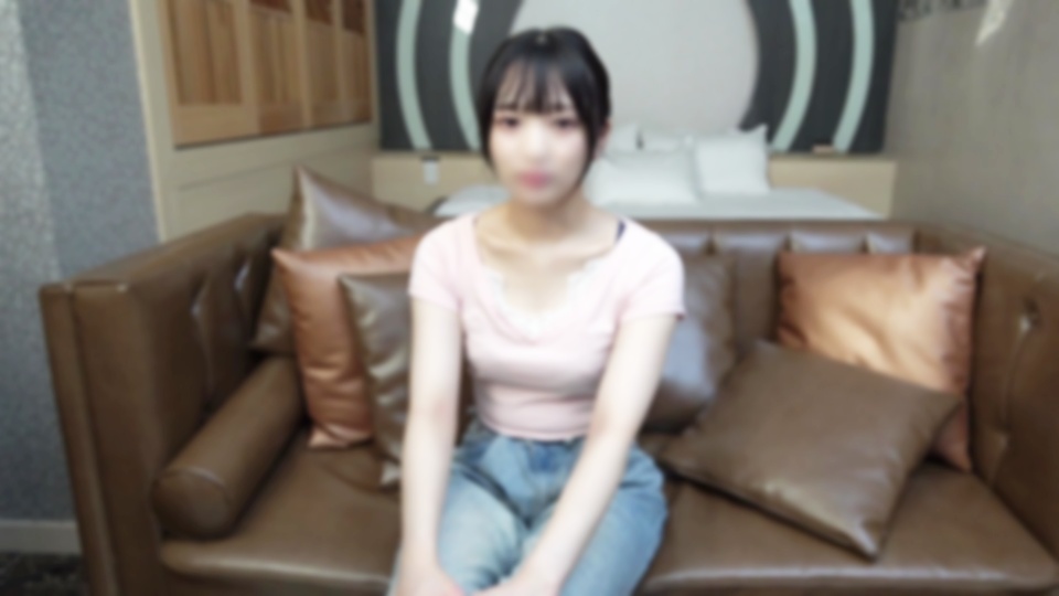 FC2-PPV 【実录】芸能界の深い闇。 清纯派地下偶像の首次亮相前の●営业。