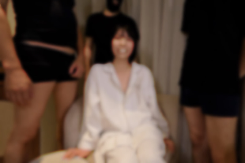 FC2-PPV 【初撮り】【复数】初次见面，突然打扰了。